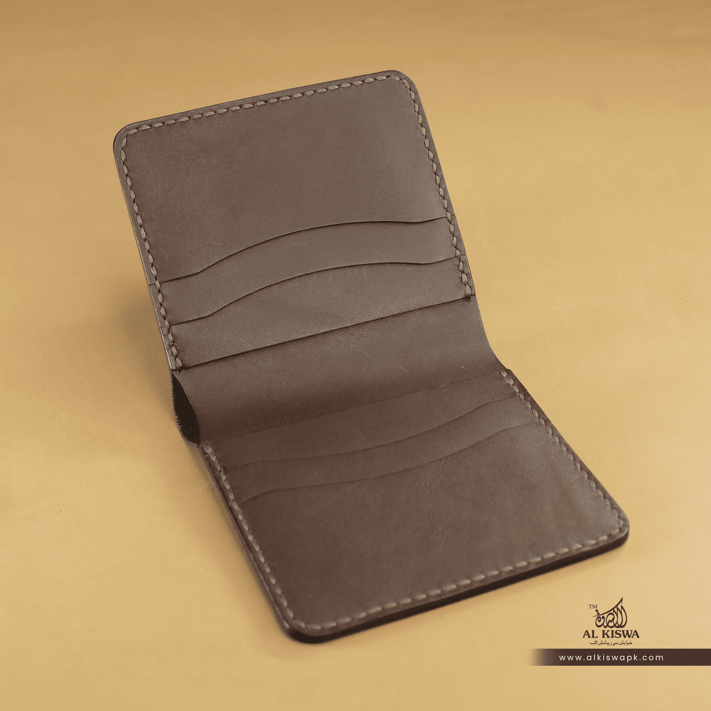 Vertical biFold-01 (BROWN)