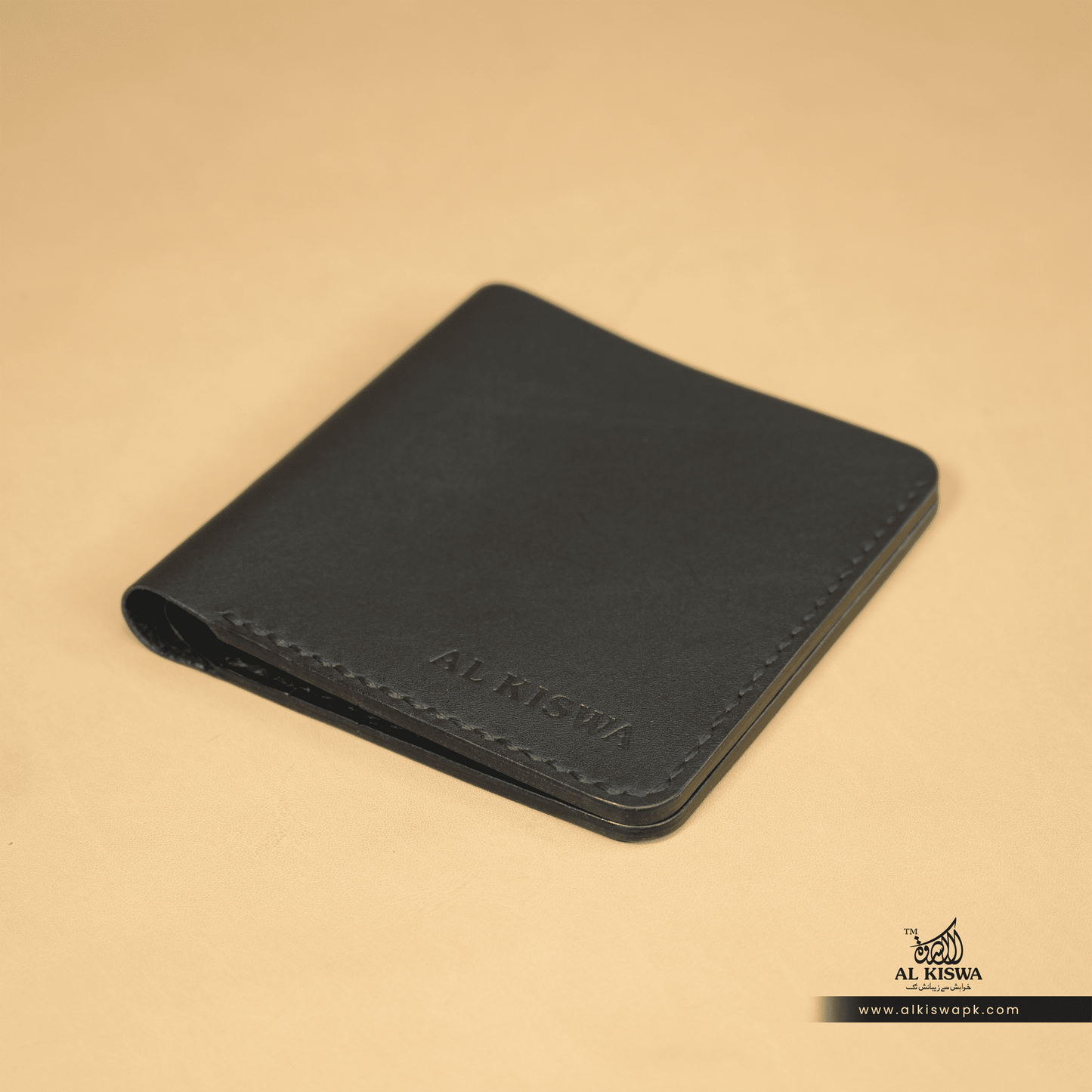 Vertical biFold-01 (BLACK)