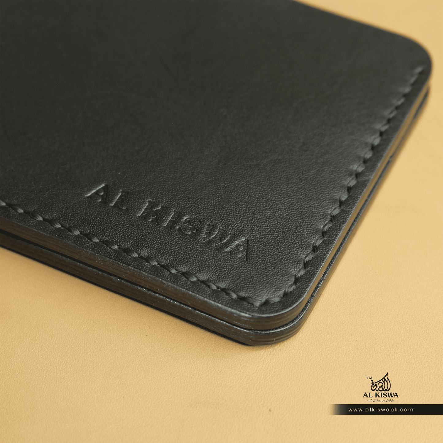 Siple Bifold Rounded-01 (BLACK)